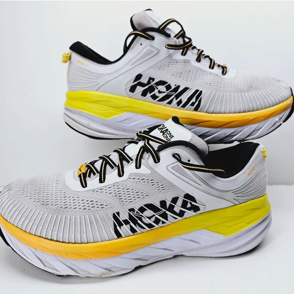 Hoka Men 11 Comfy footwear//